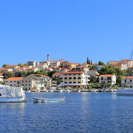 Apartment With A Parking Space Seget Vranjica, Trogir - 19022 *